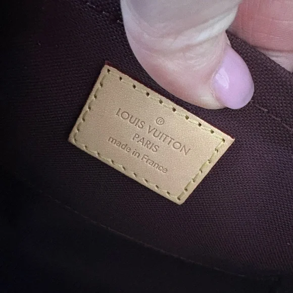 LV Favorite MM - Picture 9 of 12